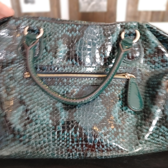 Guess bag, lightly used - Picture 4 of 5